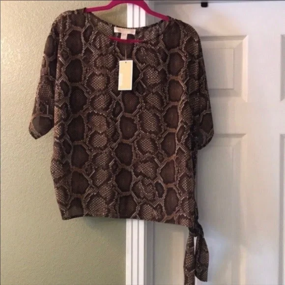 NWT ~ MICHAEL KORS OVERSIZED SNAKE PRINT TOP sz S - Picture 3 of 8